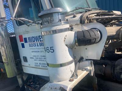 Western Star 4800 Air Cleaner / Air Filter Housing