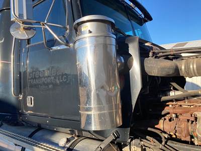 Western Star 4900 Air Cleaner / Air Filter Housing