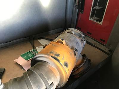 Western Star 4900 Air Cleaner / Air Filter Housing