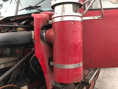 Western Star 4900FA Air Cleaner / Air Filter Housing