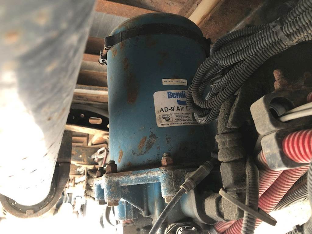 2013 Bendix AD9 Air Dryer for a Freightliner M2 112 For Sale Des