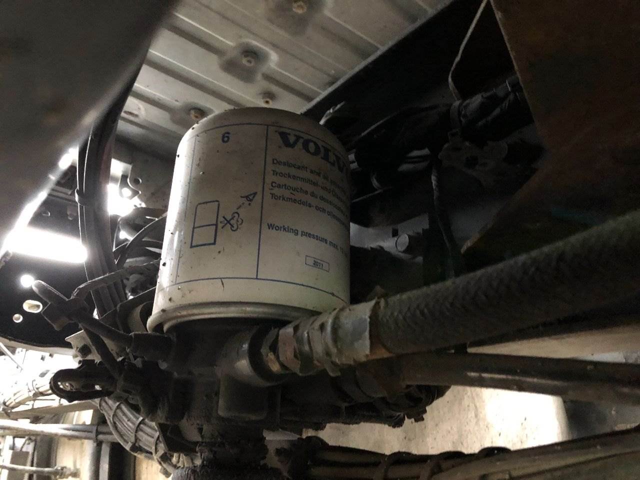 2015 Wabco 4324130010 Air Dryer for a Volvo VNL For Sale Spencer, IA