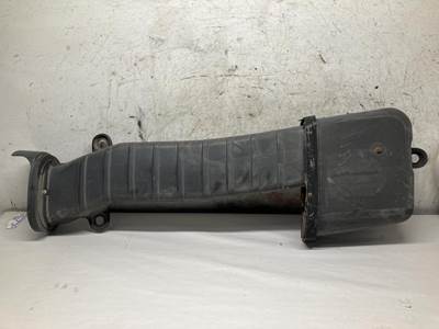 Caterpillar 3126 Air Transfer Tube for a GMC T6500