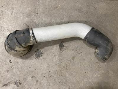 Caterpillar 3176 Air Transfer Tube for a Freightliner FLD120