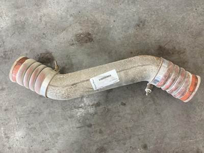 Caterpillar 3406E Air Transfer Tube for a Freightliner FLD120