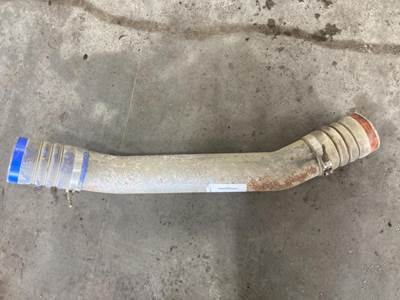 Caterpillar 3406E Air Transfer Tube for a Freightliner FLD120