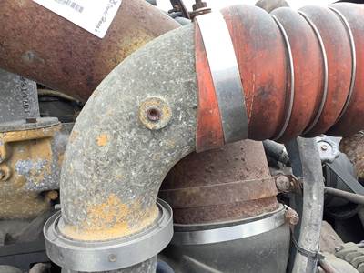 Caterpillar C12 Air Transfer Tube for a International 9400