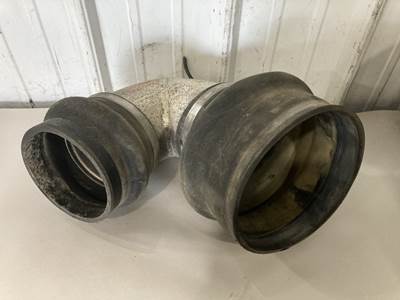 Caterpillar C13 Air Transfer Tube for a Peterbilt 387