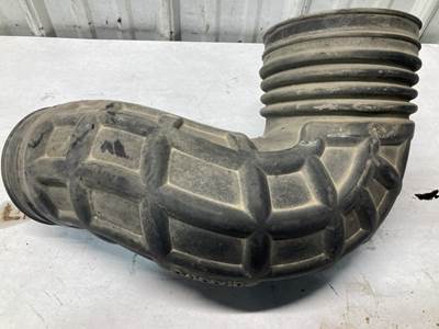 Caterpillar C13 Air Transfer Tube for a Kenworth T800