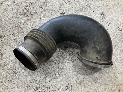 Caterpillar C13 Air Transfer Tube for a Freightliner Columbia 120