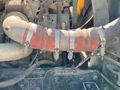 Caterpillar C13 Air Transfer Tube for a Freightliner Columbia 120