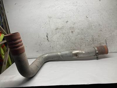 Caterpillar CT13 Air Transfer Tube for a Caterpillar CT660