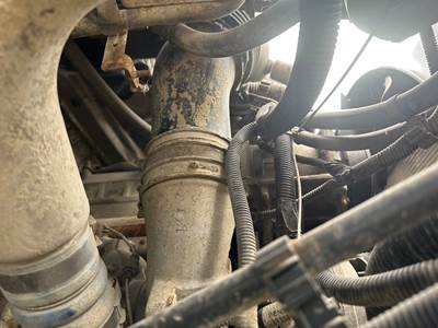 Chevrolet C8500 Air Transfer Tube