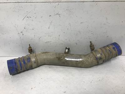 Cummins ISL Air Transfer Tube for a Western Star 4700