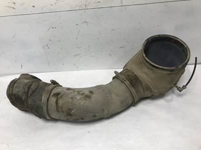 Cummins ISM Air Transfer Tube for a International 5500I
