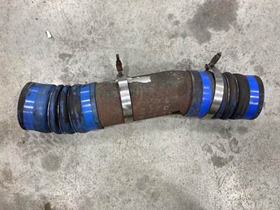 Cummins ISM Air Transfer Tube for a Freightliner FL112
