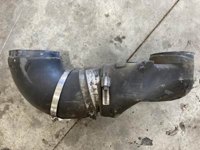 Cummins ISM Air Transfer Tube for a Freightliner FL112