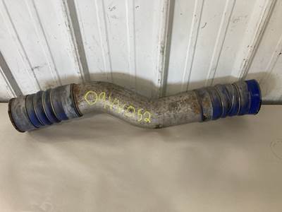 Cummins ISX Air Transfer Tube for a Volvo VNL