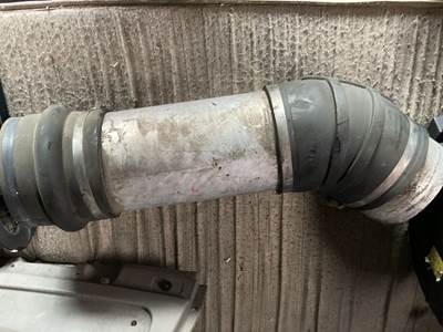 Cummins ISX Air Transfer Tube for a Kenworth T2000