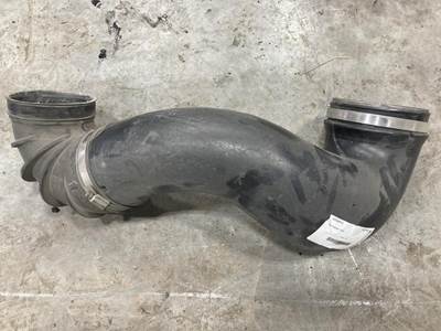 Cummins ISX Air Transfer Tube for a Volvo VNL