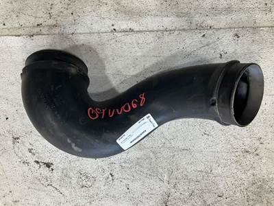Cummins ISX Air Transfer Tube for a Volvo VNL