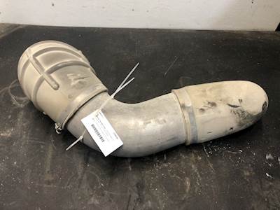 Cummins ISX11.9 Air Transfer Tube for a Peterbilt 365