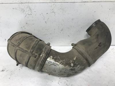 Cummins ISX15 Air Transfer Tube for a Peterbilt 587