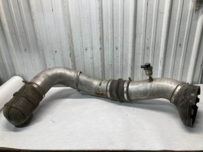 Cummins ISX15 Air Transfer Tube for a International Prostar
