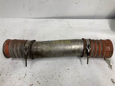 Cummins ISX15 Air Transfer Tube for a Peterbilt 579