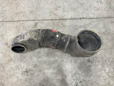 Cummins L10 Air Transfer Tube for a Kenworth T800