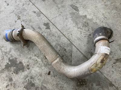 Cummins L10 Air Transfer Tube for a International 8100