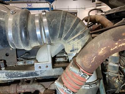 Cummins M11 Air Transfer Tube for a Peterbilt 377