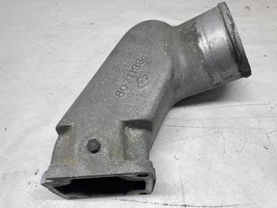 Cummins M11 Air Transfer Tube for a Volvo WG