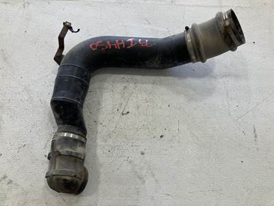 Cummins M11 Air Transfer Tube for a International 9100