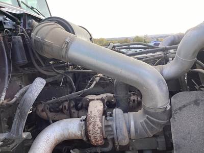 Cummins N14 CELECT Air Transfer Tube for a Freightliner FLD120