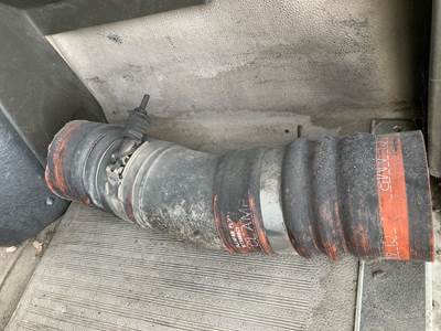 Cummins N14 CELECT PLUS Air Transfer Tube for a International 9400