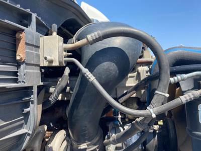 Detroit DD13 Air Transfer Tube for a Freightliner Cascadia