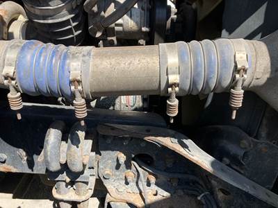 Detroit DD13 Air Transfer Tube for a Freightliner Cascadia