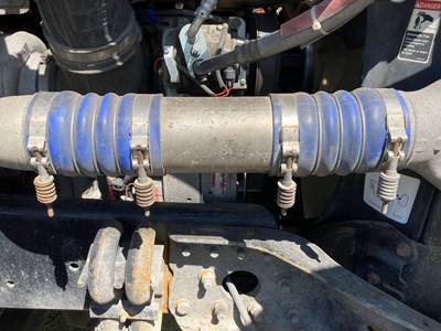 Detroit DD13 Air Transfer Tube for a Freightliner Cascadia