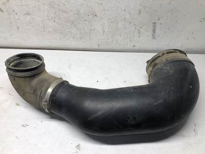 Detroit DD13 Air Transfer Tube for a Freightliner Cascadia