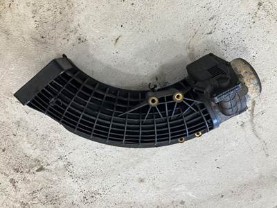 Detroit DD13 Air Transfer Tube for a Freightliner Cascadia