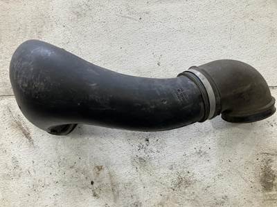 Detroit DD13 Air Transfer Tube for a Freightliner Cascadia