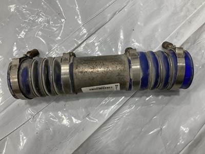 Detroit DD13 Air Transfer Tube for a Freightliner Cascadia