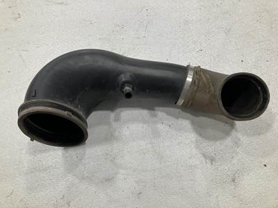 Detroit DD13 Air Transfer Tube for a Freightliner Cascadia