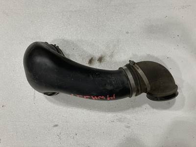 Detroit DD13 Air Transfer Tube for a Freightliner Cascadia