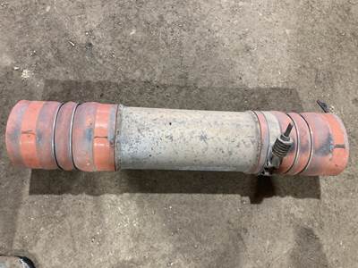 Detroit DD15 Air Transfer Tube for a Freightliner Cascadia