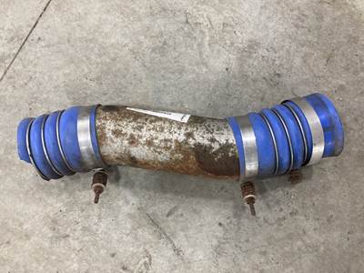 Detroit DD15 Air Transfer Tube for a Freightliner Cascadia