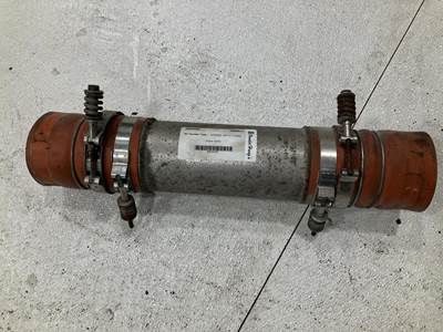 Detroit DD15 Air Transfer Tube for a Western Star 5700