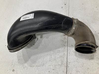 Detroit DD15 Air Transfer Tube for a Western Star 5700