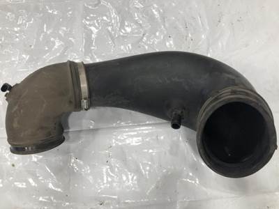 Detroit DD15 Air Transfer Tube for a Freightliner Cascadia